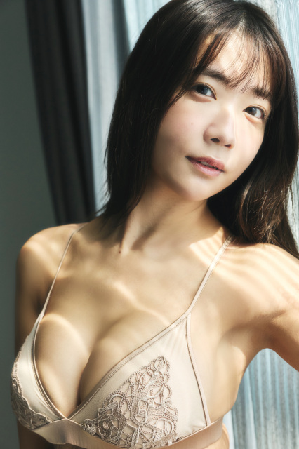 天羽希純、『週プレ』アザーカット＆コメント到着 お気に入りは